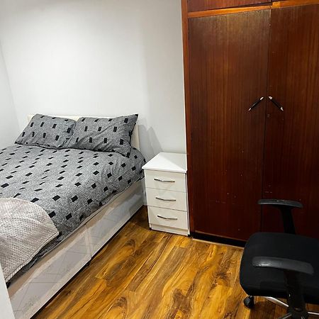 Good Priced Single Rooms In Hayes Northolt  Bagian luar foto