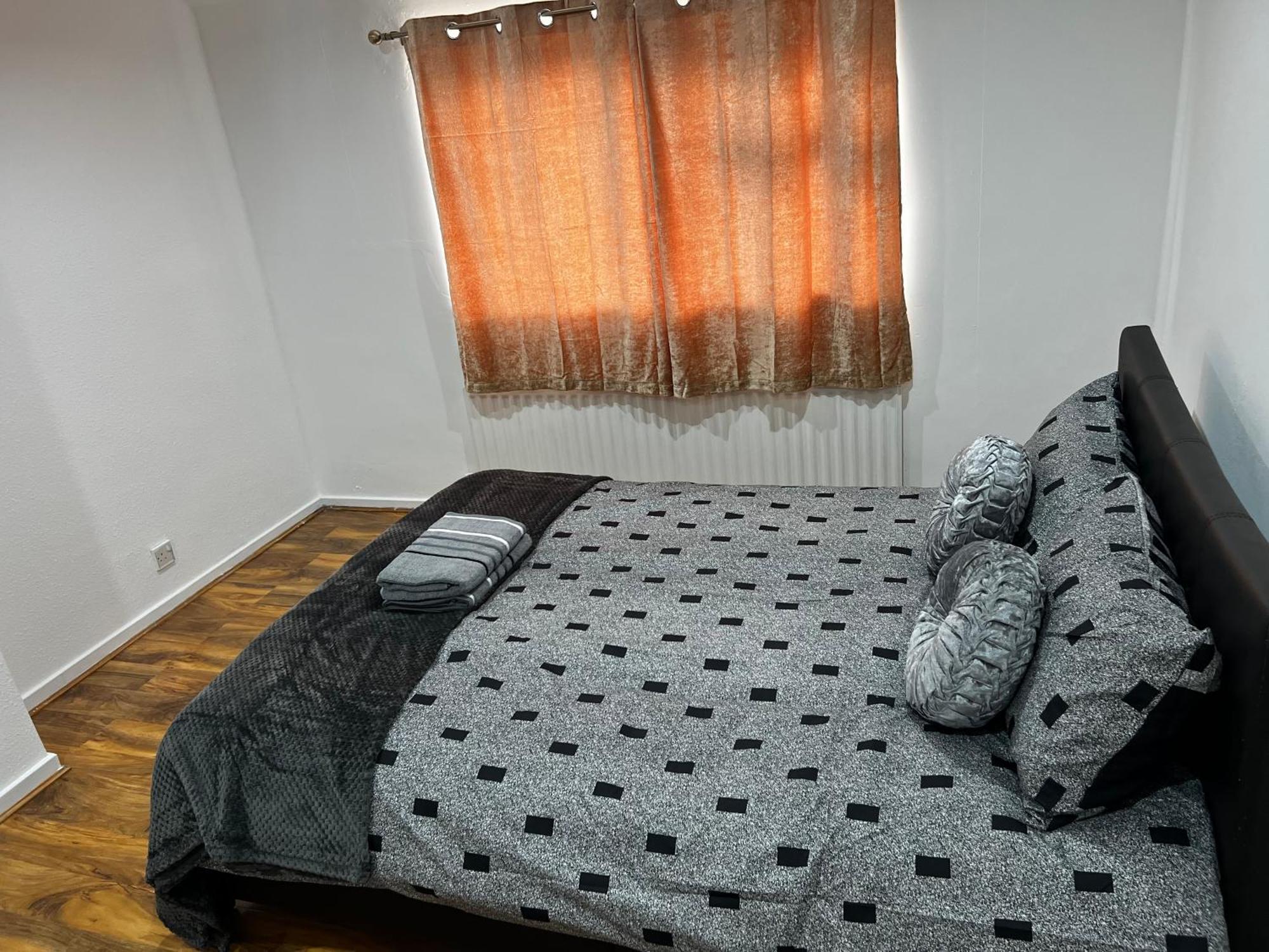 Good Priced Single Rooms In Hayes Northolt  Bagian luar foto