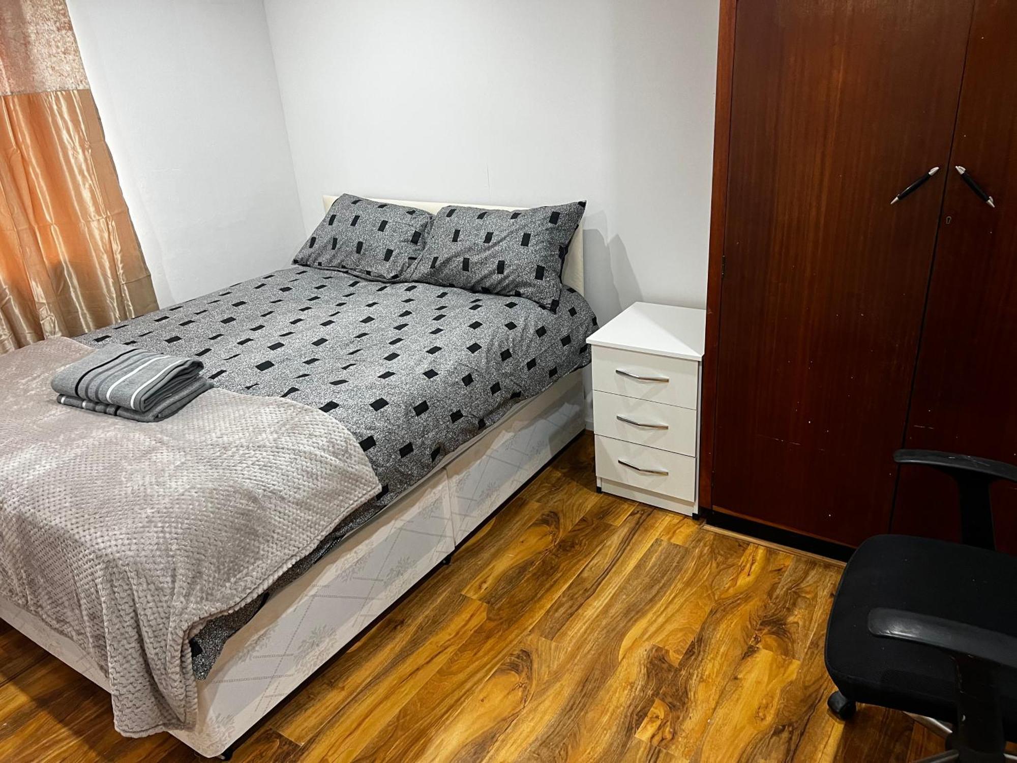 Good Priced Single Rooms In Hayes Northolt  Bagian luar foto